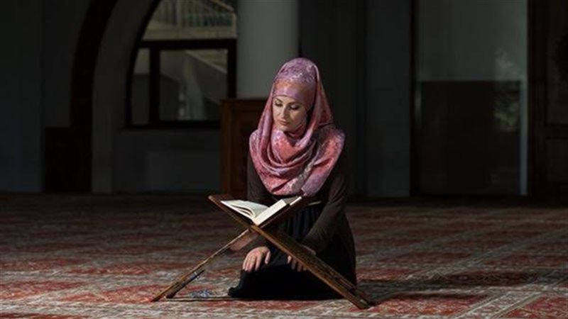 الصلاة بالمكياج بعد