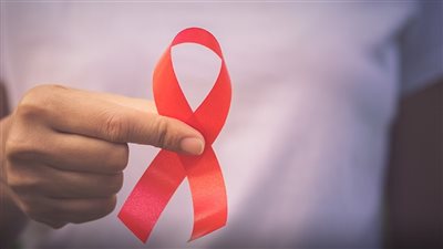في اليوم العالمي للإيدز.. 3 نصائح تجنبك الإصابة بفيروس نقص المناعة البشرية