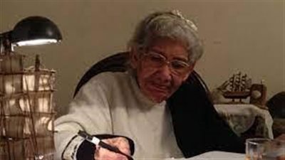 فوزية مهران | كاتبة مصرية لقبت بـ«سيدة البحر»