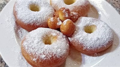 طريقة عمل الدوناتس بسهولة وسرعة في المنزل