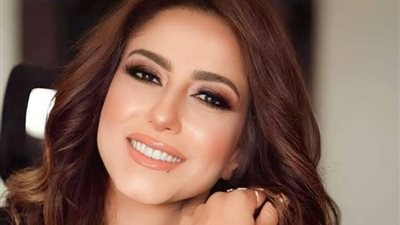 حنان مطاوع تكشف أسراراً لأول مرة عن والدها الفنان كرم مطاوع    