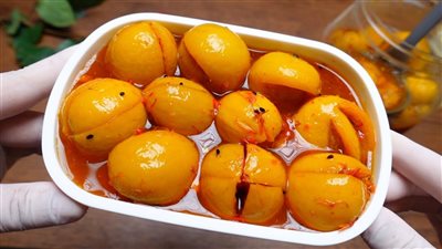 طريقة عمل مخلل الليمون المعصفر في المنزل 