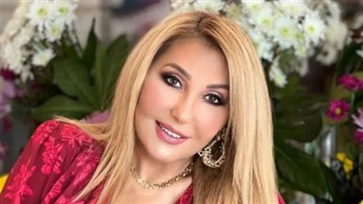 تكريم الفنانة نادية الجندي بجائزة «إنجاز العمر»