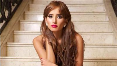زينة تكشف سر اتهامها بالجنون ورحلة ولادتها الصعبة بأمريكا (فيديو) 
