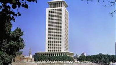 الخارجية: فتح حساب مصرفي للمصريين بالخارج من القنصليات