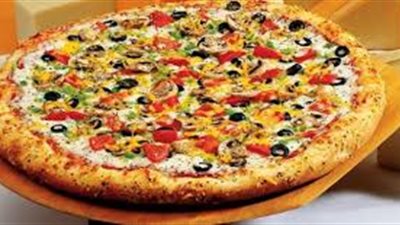 طريقة عمل البيتزا في المنزل مثل المحلات