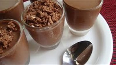 طريقة عمل بودنج الشيكولاتة اللذيذ في المنزل 