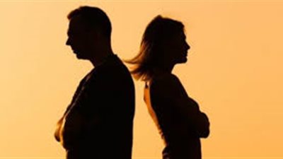 زوجتي تحب الرجال.. ماذا أفعل؟