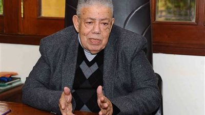 وفاة السيناريست بشير الديك.. والعزاء الخميس من مسجد الشرطة بالشيخ زايد