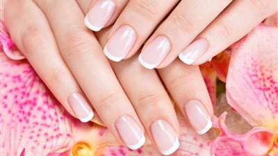لإطالة أنيقة ومميزة.. 5 نصائح لاختيار أظافر في السنة الجديدة 