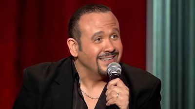 هشام عباس يتعرض لوعكة صحية مفاجئة ويعتذر عن حفل بالأوبرا