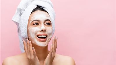 استقبلي الشتاء بوجه مشرق.. 5 نصائح للعناية ببشرتك في البرد