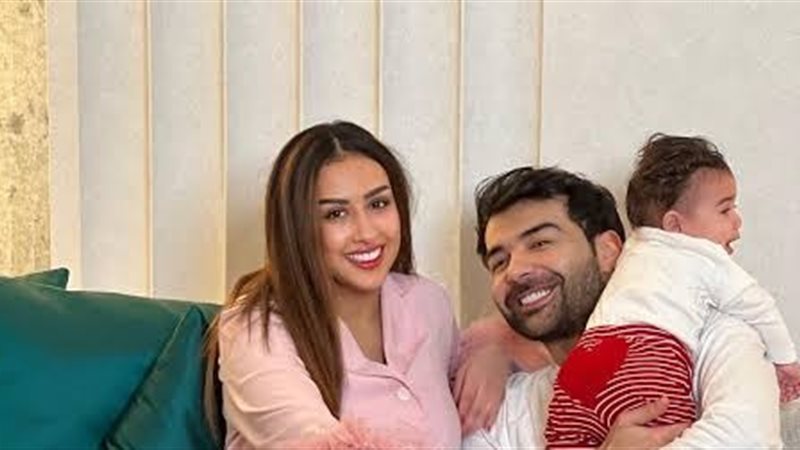 فنانات ينتظرن أطفال