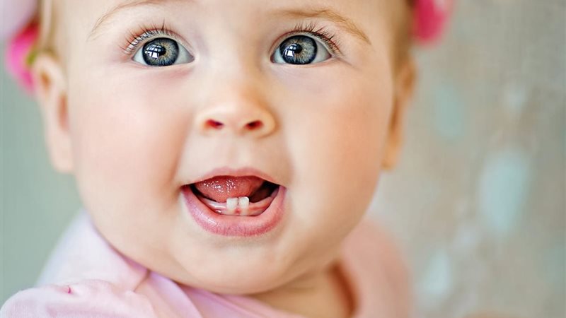 أعراض التسنين