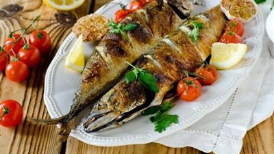 لعشاق المأكولات البحرية.. طريقة تحضير السمك الماكريل في الفرن