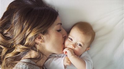 تفسير حلم رؤية الطفلة في المنام لابن سيرين