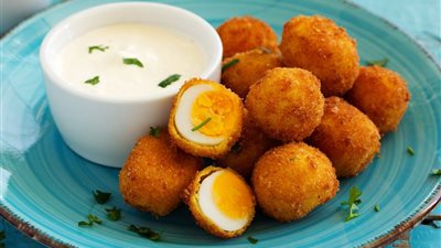 لإفطار صحي ولذيذ.. طريقة عمل  كروكيت البيض المقرمش