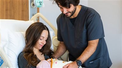 لماذا أطلقت الأميرة إيمان عبد الله اسم «أمينة» على مولودتها الأولى.. وكيف هنأتها الملكة رانيا؟ 