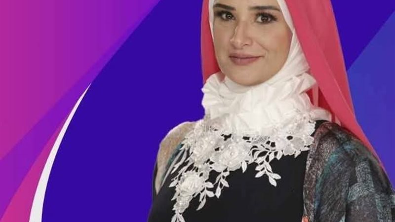 آلاء عبد العزيز