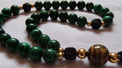 تفسير رؤية السبحة في المنام وارتباطها بالرزق والبركة والذرية الصالحة