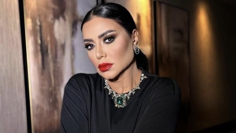 الفنانة رانيا يوسف