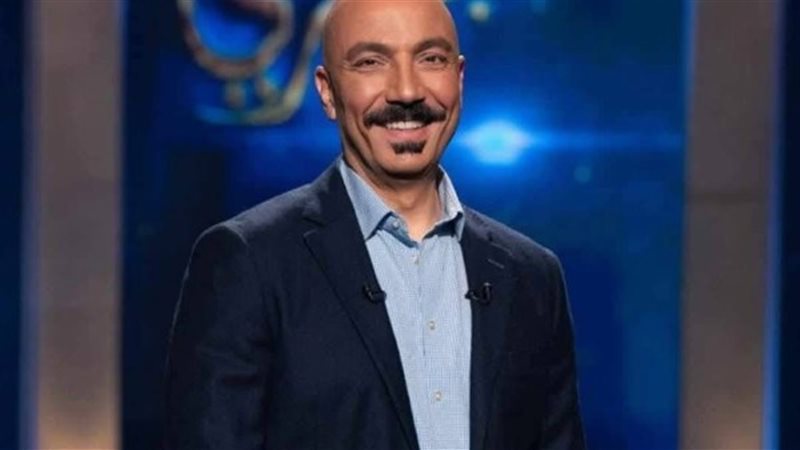 الفنان طارق لطفي