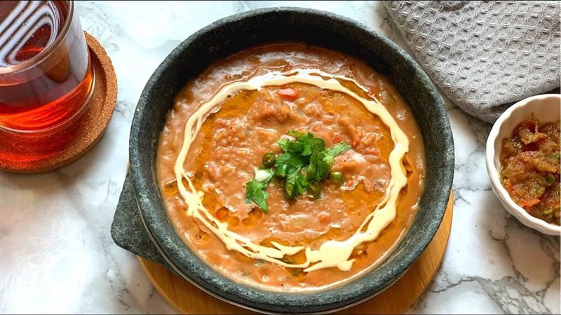 طريقة عمل الفول بالطحينة