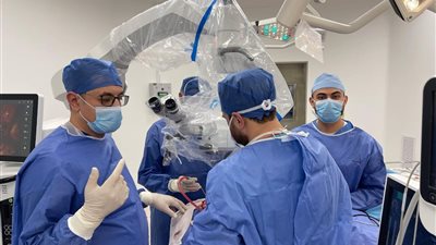 الدكتور أحمد إمام: استئصال ورم في المخ لامرأة فلسطينية حامل فى شهرها الرابع