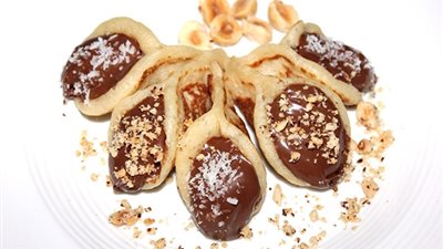 حلويات رمضان 2025 ..  طريقة عمل القطايف بالنوتيلا في مطبخك