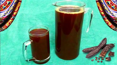 تفسير حلم شرب الخروب في المنام للعزباء والمتزوجة والحامل