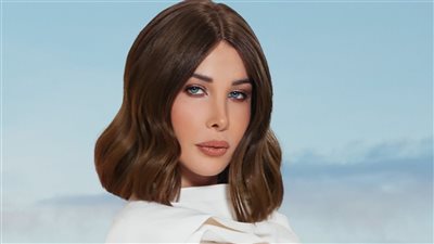 نانسي عجرم تكرم أمهات شهداء الجيش اللبناني قبل عيد الأم 2025