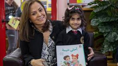 عبير الطاهر | كاتبة أردنية اعتُمِدت كتبها في مناهج الدراسة بالخليج