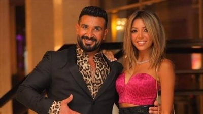 أحمد سعد يفاجأ زوجته بسيارة رانج روفر هدية 