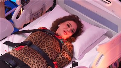 الهام شاهين في فخ رامز إيلون مصر: نجمة اللحم الرخيص وجلد النمر 