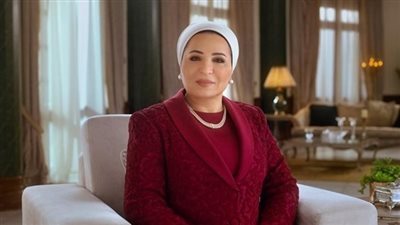 انتصار السيسي توجه رسالة إلى أمهات مصر في عيدهن