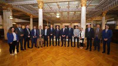 بنك مصر يوقع عقداً مع جهاز تنمية المشروعات المتوسطة والصغيرة ومتناهية الصغر 