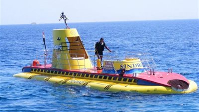 تفاصيل حادث غرق غواصة سياحية في الغردقة.. مصرع 6 أشخاص واصابة 9 آخرين