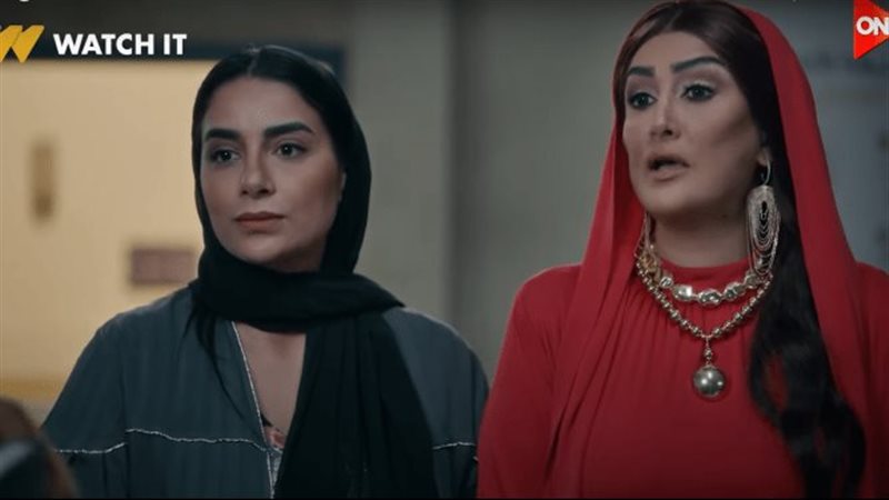 شباب امرأة الحلقة