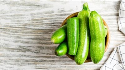 تفسير رؤية الكوسة في المنام للعزباء والمتزوجة والحامل