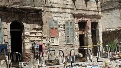 النيابة تباشر التحقيقات في واقعة انهيار عقار بدائرة قسم شرطة الجمرك بالإسكندرية