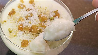 طريقة عمل الأرز باللبن فى خطوات بسيطة مثل المحلات  