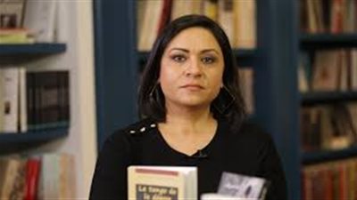 وفاء غربال | شاعرة تونسية فازت بجائزة الكومار الذهبي للاكتشاف