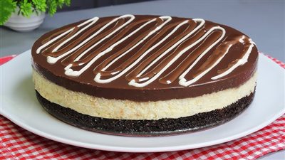 طريقة عمل كيكة الشوكولاتة بحشوة جوز الهند في مطبخك