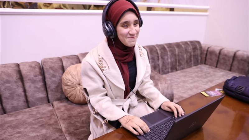 الطالبة سوريا أشرف