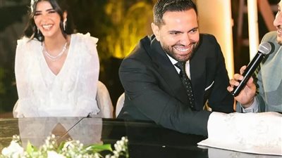ابن أم أبيها ريم.. والد الفنانة ريم سامى يعلن استقبال حفيده الجديد 