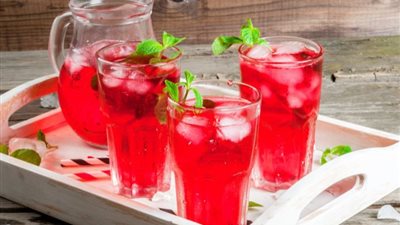 تفسير حلم شرب الكركديه فى المنام وعلاقته بالتخلص من الكرب والهموم