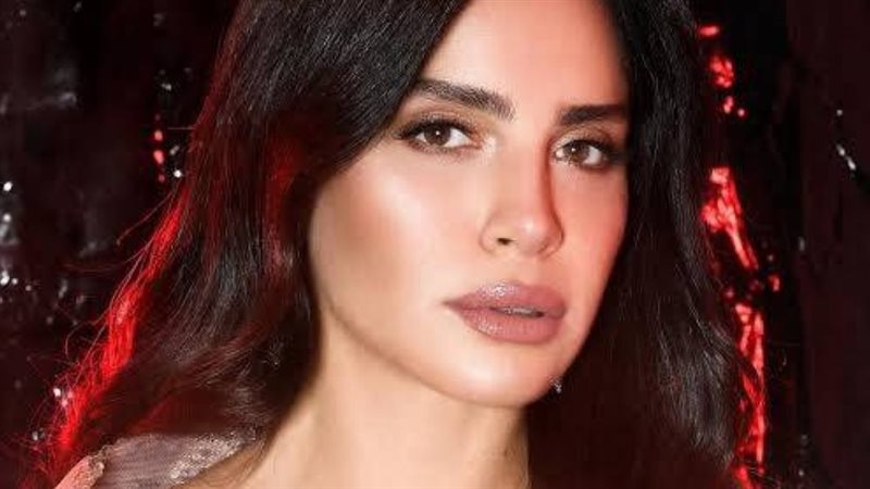 آمال ماهر