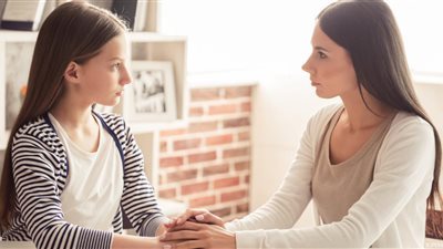 ابنتي أدخلت «قلم» في مهبلها.. هل يلتئم غشاء البكارة؟