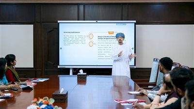 وفد هندي يبحث تعزيز الشراكات الأكاديمية الاستراتيجية مع سلطنة عمان
