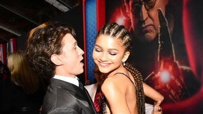 موعد حفل زفاف زيندايا وتوم هولاند المرتقب.. مصمم أزياء العروس يكشف مفاجأة 